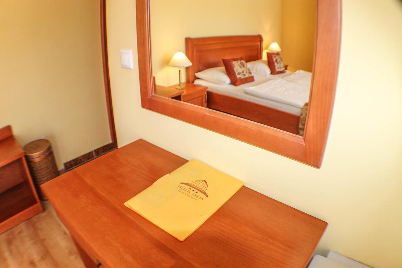 Hotel Jarja Hajduszoboszlo Ngoại thất bức ảnh